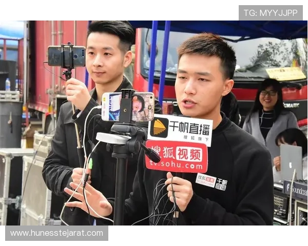 腾龙真人现场现场直击全程直播，让无法到场的观众也能感受到现场的热烈氛围